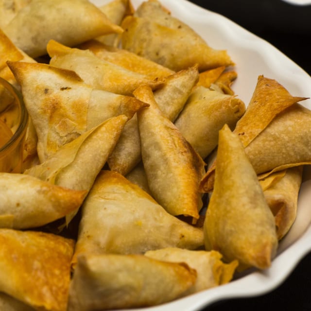 Catering Sambossa Veggie Appetizer.