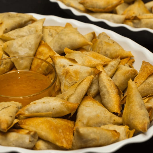 Catering Sambossa Chicken Appetizer.